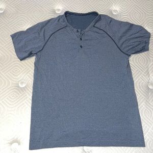 Short sleeve medium lululemon shirt. Great condition. Blue/silver